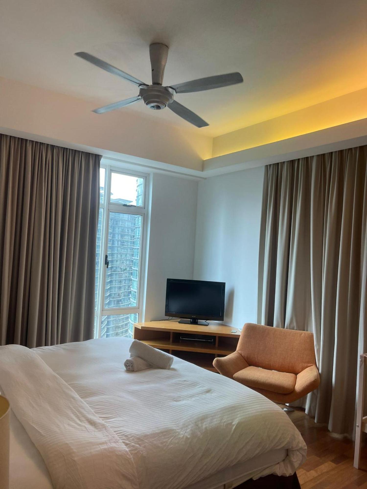 Lot 163 Fraser Place Klcc Premium Suites Kuala Lumpur Esterno foto